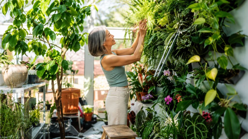 Green Walls & Roofs